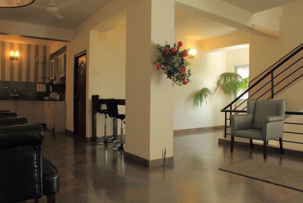 Orchid Suites - A Boutique Hotel Bangalore Off Residency Road Exterior photo